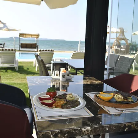 The Klazomenai Marine Отель Урла