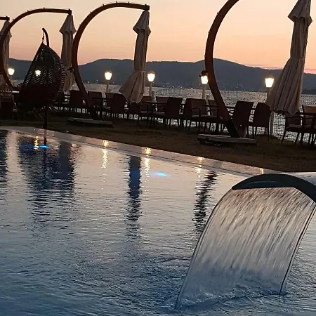 The Klazomenai Marine Hotel 3*