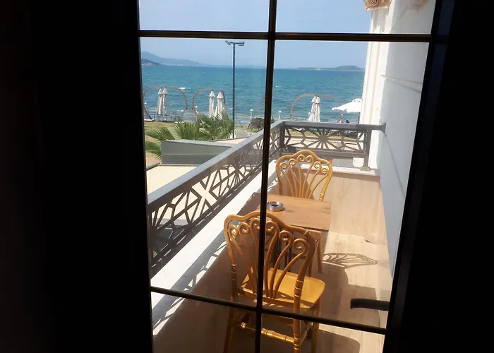 The Klazomenai Marine 3* Urla