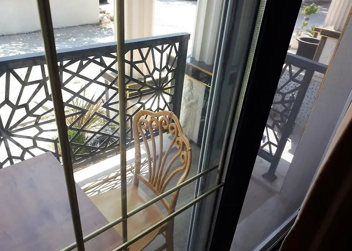 Otel The Klazomenai Marine 3*